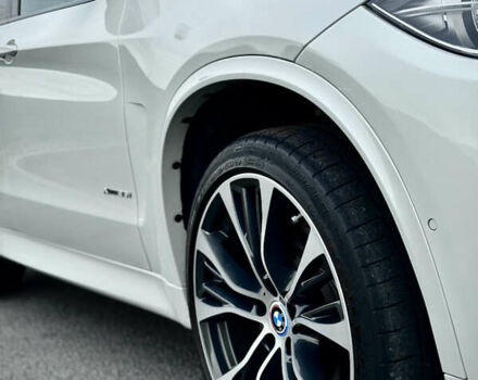 БМВ Х5 2018 в Днепре (Днепропетровске) на Automoto.ua Белый БМВ Х5, объемом двигателя 2.98 л и пробегом 140 тыс. км за 36500 $, фото 10 на Automoto.ua