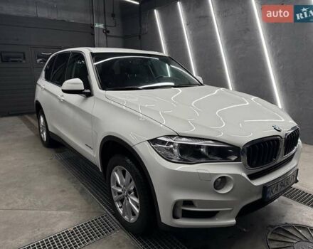 Белый БМВ Х5, объемом двигателя 2 л и пробегом 184 тыс. км за 25500 $, фото 5 на Automoto.ua