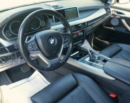 Белый БМВ Х5, объемом двигателя 4.4 л и пробегом 33 тыс. км за 10800 $, фото 6 на Automoto.ua