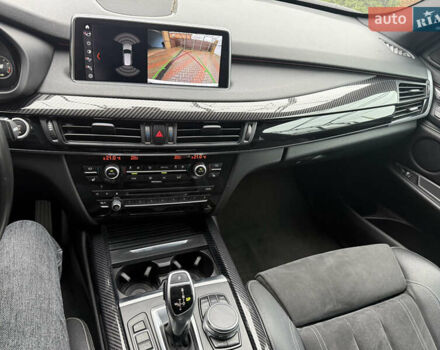 Белый БМВ Х5, объемом двигателя 2.99 л и пробегом 92 тыс. км за 49000 $, фото 19 на Automoto.ua