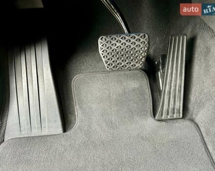 Белый БМВ Х5, объемом двигателя 2 л и пробегом 132 тыс. км за 31800 $, фото 76 на Automoto.ua