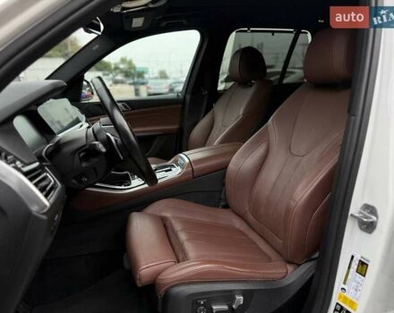 Белый БМВ Х5, объемом двигателя 3 л и пробегом 94 тыс. км за 49999 $, фото 16 на Automoto.ua