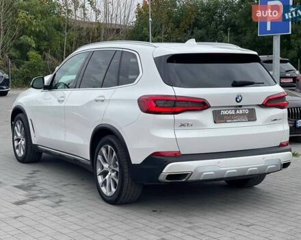 Белый БМВ Х5, объемом двигателя 3 л и пробегом 211 тыс. км за 37900 $, фото 3 на Automoto.ua