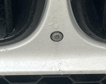 Білий БМВ Х5, об'ємом двигуна 2 л та пробігом 160 тис. км за 27500 $, фото 5 на Automoto.ua