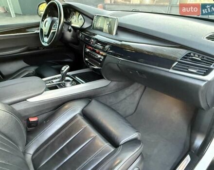 Білий БМВ Х5, об'ємом двигуна 3 л та пробігом 173 тис. км за 25500 $, фото 56 на Automoto.ua