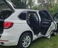 Белый БМВ Х5, объемом двигателя 2 л и пробегом 265 тыс. км за 25000 $, фото 30 на Automoto.ua