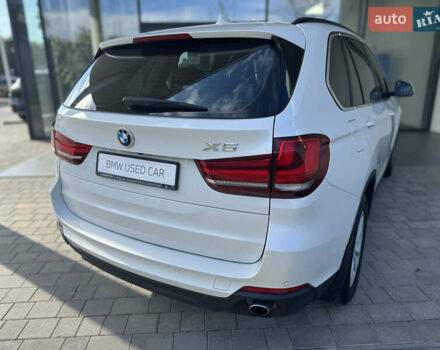 Білий БМВ Х5, об'ємом двигуна 2 л та пробігом 98 тис. км за 31990 $, фото 21 на Automoto.ua