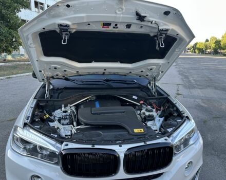 Белый БМВ Х5, объемом двигателя 2 л и пробегом 92 тыс. км за 34000 $, фото 12 на Automoto.ua