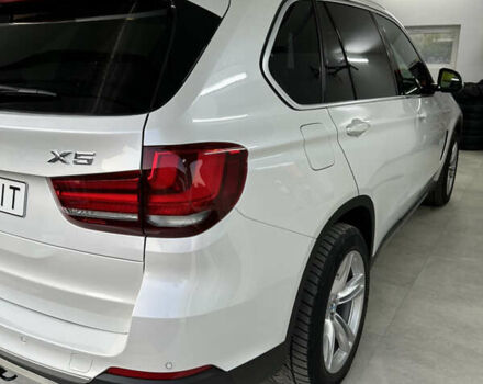 Белый БМВ Х5, объемом двигателя 3 л и пробегом 175 тыс. км за 30200 $, фото 1 на Automoto.ua
