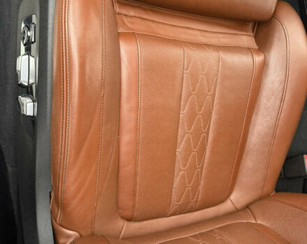 Білий БМВ Х5, об'ємом двигуна 4.39 л та пробігом 127 тис. км за 52700 $, фото 27 на Automoto.ua