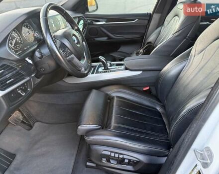Білий БМВ Х5, об'ємом двигуна 3 л та пробігом 173 тис. км за 25500 $, фото 40 на Automoto.ua