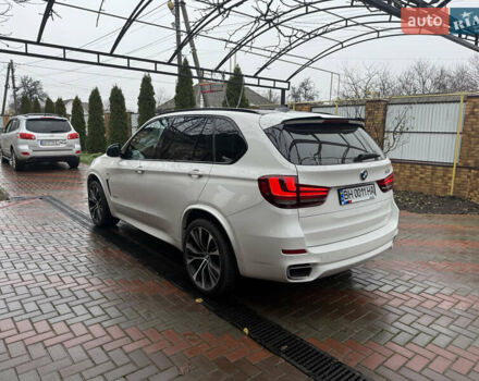 Белый БМВ Х5, объемом двигателя 2.99 л и пробегом 92 тыс. км за 49000 $, фото 3 на Automoto.ua