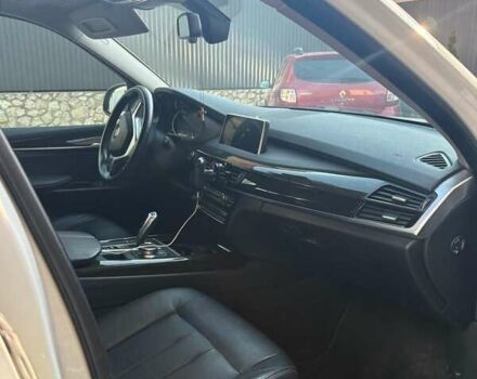 Белый БМВ Х5, объемом двигателя 2 л и пробегом 63 тыс. км за 34900 $, фото 4 на Automoto.ua