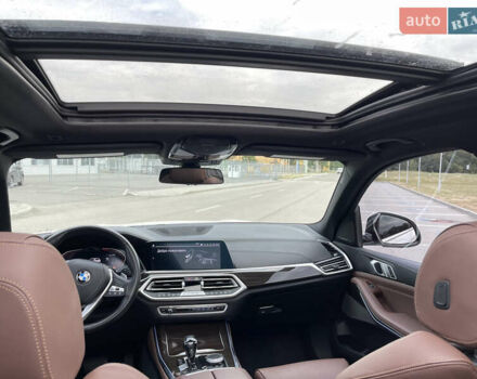Білий БМВ Х5, об'ємом двигуна 3 л та пробігом 38 тис. км за 68000 $, фото 13 на Automoto.ua