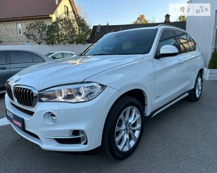 Білий БМВ Х5, об'ємом двигуна 2.98 л та пробігом 74 тис. км за 30900 $, фото 6 на Automoto.ua