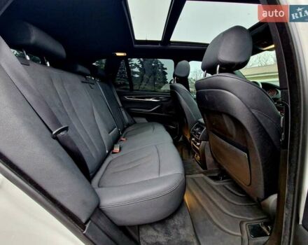 Білий БМВ Х5, об'ємом двигуна 3 л та пробігом 74 тис. км за 29500 $, фото 29 на Automoto.ua