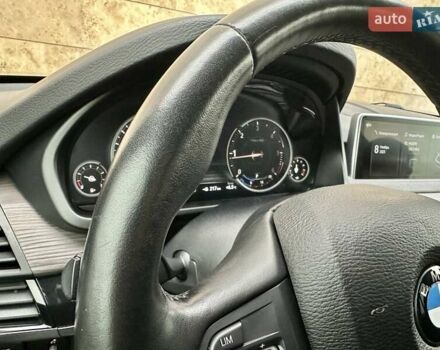 Белый БМВ Х5, объемом двигателя 2 л и пробегом 132 тыс. км за 31800 $, фото 70 на Automoto.ua