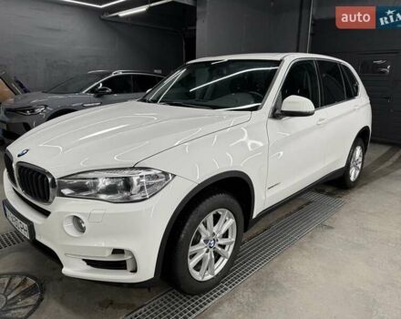 Белый БМВ Х5, объемом двигателя 2 л и пробегом 184 тыс. км за 25500 $, фото 1 на Automoto.ua