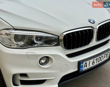 Белый БМВ Х5, объемом двигателя 2 л и пробегом 132 тыс. км за 31800 $, фото 41 на Automoto.ua