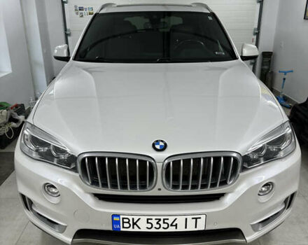 Белый БМВ Х5, объемом двигателя 3 л и пробегом 175 тыс. км за 30200 $, фото 4 на Automoto.ua