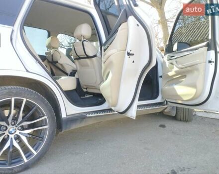 Белый БМВ Х5, объемом двигателя 2 л и пробегом 107 тыс. км за 41900 $, фото 4 на Automoto.ua