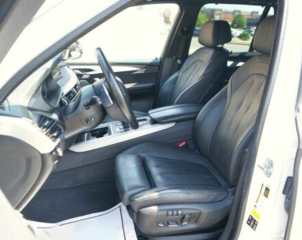 Белый БМВ Х5, объемом двигателя 4.4 л и пробегом 33 тыс. км за 10800 $, фото 9 на Automoto.ua