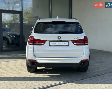 Білий БМВ Х5, об'ємом двигуна 2 л та пробігом 98 тис. км за 31990 $, фото 5 на Automoto.ua