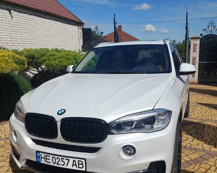 Белый БМВ Х5, объемом двигателя 3 л и пробегом 96 тыс. км за 41888 $, фото 68 на Automoto.ua