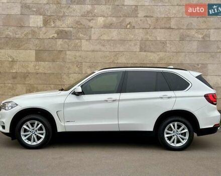 Белый БМВ Х5, объемом двигателя 2 л и пробегом 132 тыс. км за 31800 $, фото 30 на Automoto.ua