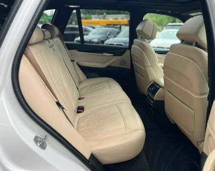Белый БМВ Х5, объемом двигателя 3 л и пробегом 45 тыс. км за 11500 $, фото 11 на Automoto.ua