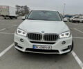Белый БМВ Х5, объемом двигателя 3 л и пробегом 48 тыс. км за 45000 $, фото 2 на Automoto.ua