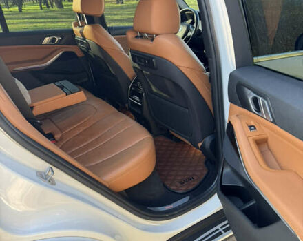 Белый БМВ Х5, объемом двигателя 3 л и пробегом 104 тыс. км за 47500 $, фото 23 на Automoto.ua