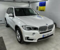 Белый БМВ Х5, объемом двигателя 3 л и пробегом 175 тыс. км за 30200 $, фото 3 на Automoto.ua