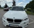 Білий БМВ Х5, об'ємом двигуна 2 л та пробігом 130 тис. км за 32000 $, фото 1 на Automoto.ua
