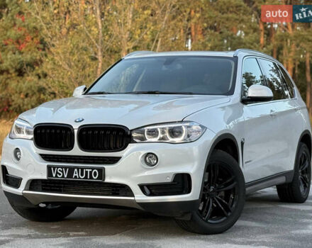 Белый БМВ Х5, объемом двигателя 3 л и пробегом 96 тыс. км за 41888 $, фото 59 на Automoto.ua