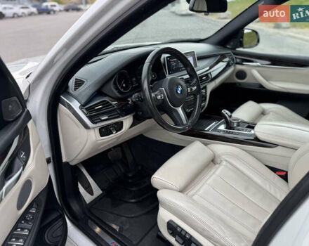 БМВ Х5 2018 в Днепре (Днепропетровске) на Automoto.ua Белый БМВ Х5, объемом двигателя 2.98 л и пробегом 140 тыс. км за 36500 $, фото 14 на Automoto.ua