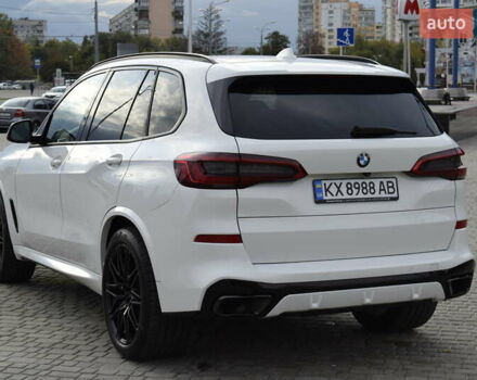 Белый БМВ Х5, объемом двигателя 3 л и пробегом 65 тыс. км за 56500 $, фото 7 на Automoto.ua