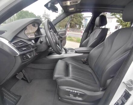 Белый БМВ Х5, объемом двигателя 2 л и пробегом 80 тыс. км за 18000 $, фото 6 на Automoto.ua