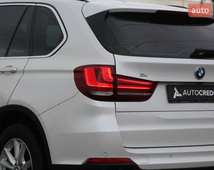 Белый БМВ Х5, объемом двигателя 2 л и пробегом 180 тыс. км за 31500 $, фото 7 на Automoto.ua