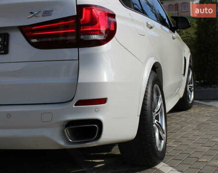 Белый БМВ Х5, объемом двигателя 3 л и пробегом 200 тыс. км за 36900 $, фото 12 на Automoto.ua