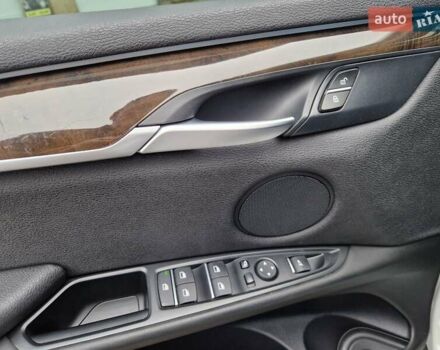Білий БМВ Х5, об'ємом двигуна 3 л та пробігом 74 тис. км за 29500 $, фото 17 на Automoto.ua