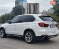 Белый БМВ Х5, объемом двигателя 2 л и пробегом 105 тыс. км за 34500 $, фото 7 на Automoto.ua