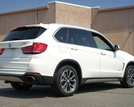 Білий БМВ Х5, об'ємом двигуна 4.4 л та пробігом 33 тис. км за 4600 $, фото 2 на Automoto.ua