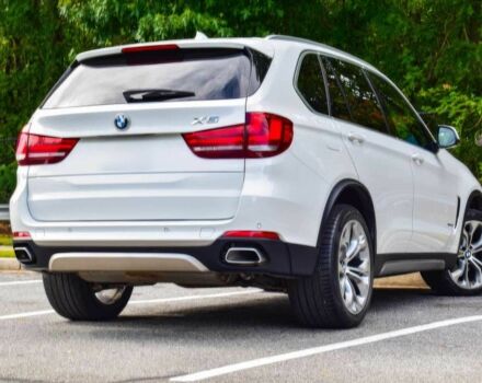 Білий БМВ Х5, об'ємом двигуна 3 л та пробігом 39 тис. км за 20000 $, фото 6 на Automoto.ua