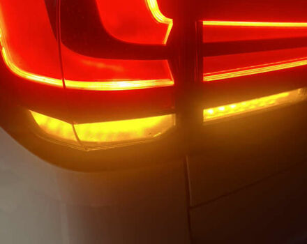 Белый БМВ Х5, объемом двигателя 3 л и пробегом 130 тыс. км за 40000 $, фото 11 на Automoto.ua