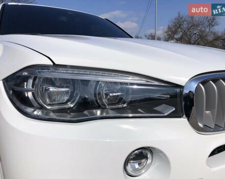 Белый БМВ Х5, объемом двигателя 4.4 л и пробегом 40 тыс. км за 39999 $, фото 5 на Automoto.ua