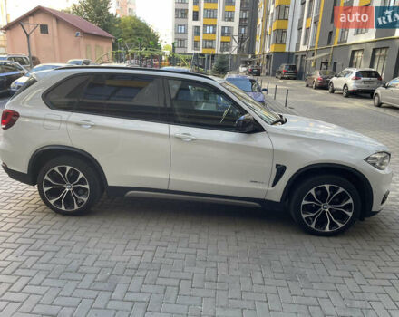 Білий БМВ Х5, об'ємом двигуна 3 л та пробігом 198 тис. км за 36200 $, фото 17 на Automoto.ua