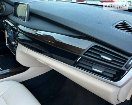 Білий БМВ Х5, об'ємом двигуна 2.98 л та пробігом 74 тис. км за 30900 $, фото 29 на Automoto.ua