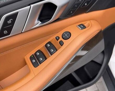 Белый БМВ Х5, объемом двигателя 3 л и пробегом 211 тыс. км за 38900 $, фото 15 на Automoto.ua