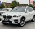 Белый БМВ Х5, объемом двигателя 3 л и пробегом 164 тыс. км за 44500 $, фото 1 на Automoto.ua